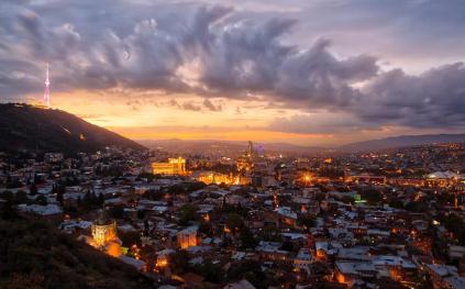 土耳其和伊朗接壤嗎？土耳其人衣食住行的情況介紹。