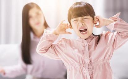 五歲小朋友不聽話怎么管教 五歲小朋友不聽話家長(zhǎng)的教育方法