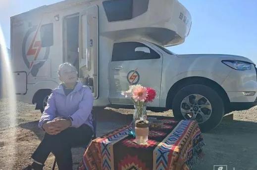 58歲“自駕阿姨”霸氣回應質疑 具體詳細內容是什么