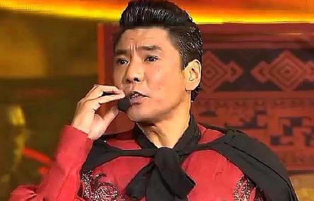 屠洪剛在老酒館里扮演什么角色 老酒館王爺是誰演的