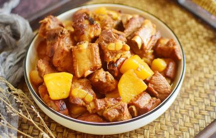 土豆燒排骨怎么做 土豆燒排骨的正宗做法