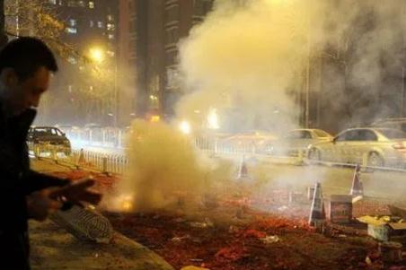 北京放煙花怎么處罰？可以處1萬(wàn)元以上5萬(wàn)元以下的罰款