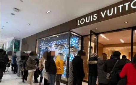LV老板放話堅決打擊代購 登上熱搜，怎么回事