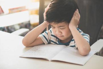 孩子不想寫作業(yè)是什么原因 孩子不想寫作業(yè)的原因有哪些