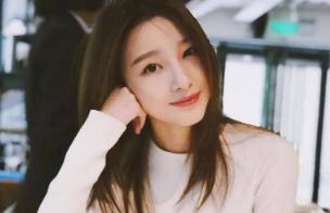 央視主持馬凡舒走秀泳褲是怎么回事?一起來(lái)了解!