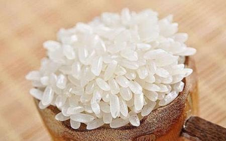 大米炒熟磨粉有營養嗎  大米炒熟磨粉還有營養嗎