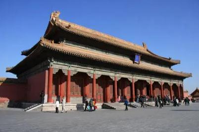 保和殿是干什么的地方