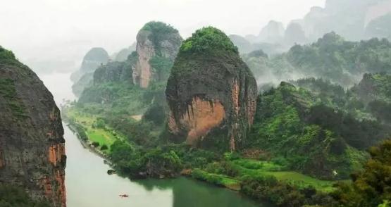 龍虎山在哪個省哪個市哪個縣（龍虎山在什么位置）