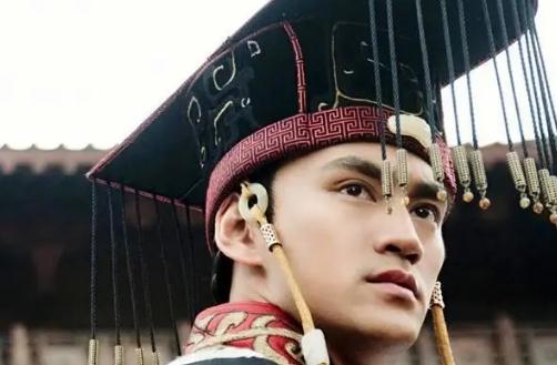 東漢光武帝劉秀為什么被稱之為位面之子？位面之子指什么意思？