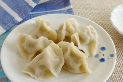 兒童白菜豬肉水餃怎么做好吃(兒童白菜豬肉水餃做法)