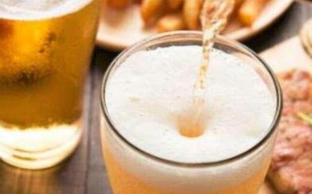 先喝白酒后喝啤酒對身體怎么樣