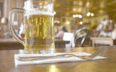 喝啤酒對胎兒的影響有哪些 喝啤酒對胎兒的影響有哪些表現