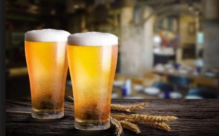 早上吃的甲硝唑晚上可以喝啤酒嗎