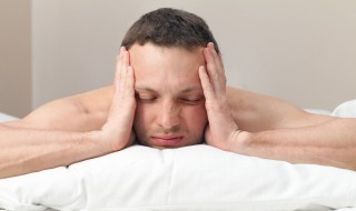 做夢夢見海里游泳 夢見海里游泳是什么意思