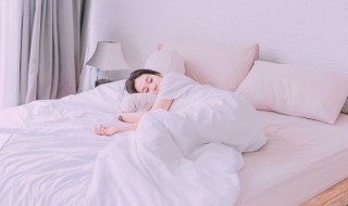 夢見撿了好多面值一百元的錢 夢見撿了好多面值一百元的錢夢境解析