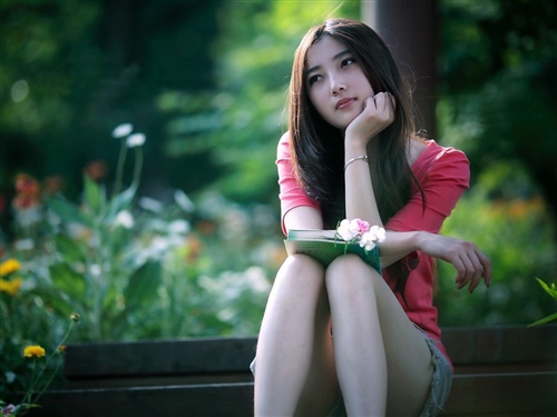 女人夢見自己挨刀子見血 預(yù)示著什么