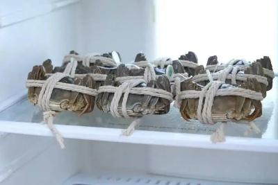 大閘蟹可以和泡沫箱一起放冰箱嗎