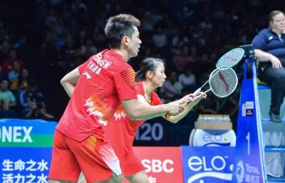 羽毛球雙打技巧口訣 打羽毛球的步法