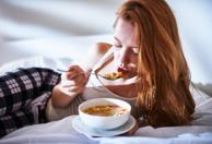 哺乳期喉嚨腫痛嚴重怎么辦 有哪些事項要注意