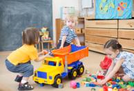 四歲寶寶總是吃手怎么辦