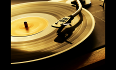 許冠杰 - 愛(ài)你三百六十五天歌詞