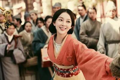 三國(guó)時(shí)期甄姬是怎樣的一個(gè)人呢