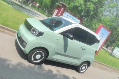 十幾萬買什么新能源車好 宏光MINIEV 2022款怎么樣