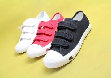 廣州韓版鞋子批發(fā)市場在哪里呀?