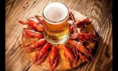 啤酒配吃小龍蝦會痛風嗎