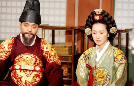 文定皇后和丈夫. 文定皇后和丈夫.