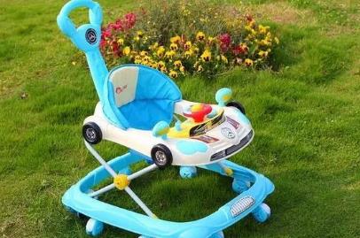 嬰兒六個月可以坐學(xué)步車嗎