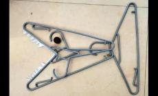 美術課《衣架的聯想》教案設計