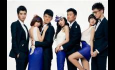 靠近歌詞 - 羅震環演唱的歌曲