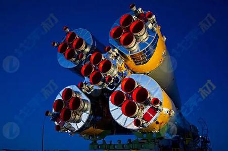 火箭助推器的作用是什么