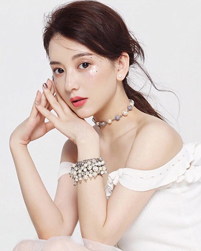 <a href=/yingshi/6b08360dbf2d1927abc5f44dd1a5c2fa.html target=_blank class=infotextkey>方媛</a>