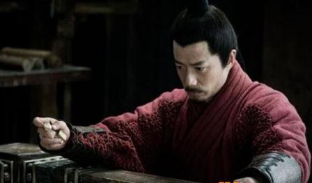 韓信簡介：漢初三杰之一，功高震主被蕭何獻計誘殺