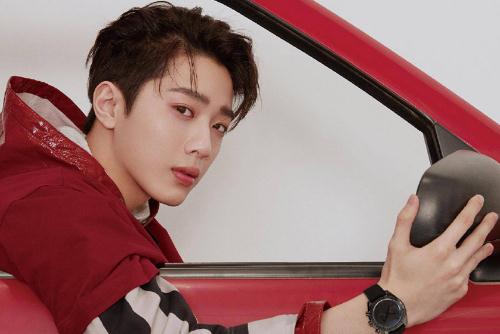 <a href=/yingshi/51ebd06eb1238ac56760596271418eb6.html target=_blank class=infotextkey>賴冠霖</a>個人資料