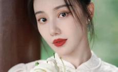 王鶴潤個人資料