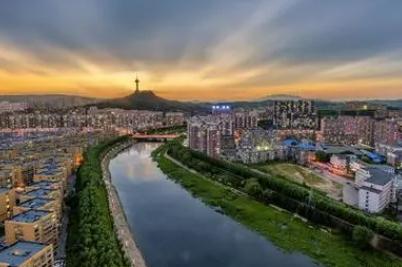 丹東屬于哪個省哪個城市