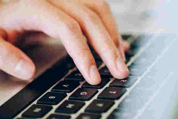 拼多多投訴電話怎么打最有效