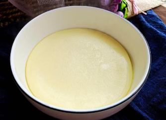 蒸雞蛋蒸半天還是稀的怎么辦(蒸雞蛋蒸半天還是稀的)