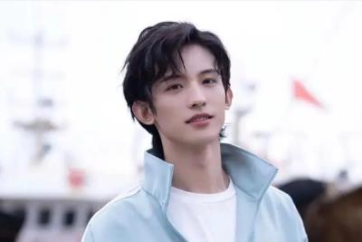 常華森個人資料及簡介