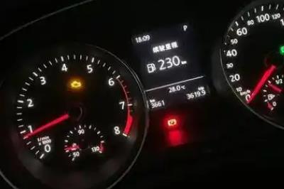 發動機損壞了會出現什么故障 車輛發動機損壞了會出現什么故障