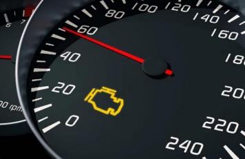 發動機故障燈亮起的原因有哪些？原因有哪些方面呢？