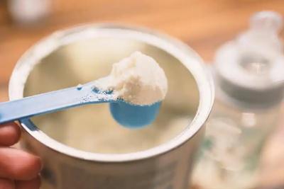 寶寶喝完奶粉就拉粑粑正常嗎？