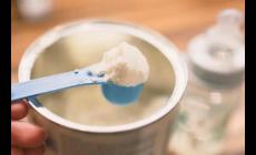 寶寶喝完奶粉就拉粑粑正常嗎？