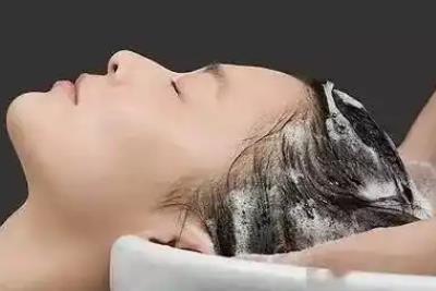 產(chǎn)婦一個月不洗頭會怎樣