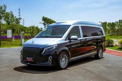 奔馳圣母峰是一款什么車型的車