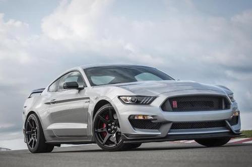 智能時代汽車科技配置：哪些實用，哪些雞肋？