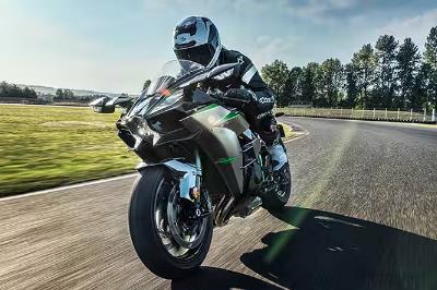 川崎H2摩托車是哪個國家的品牌?